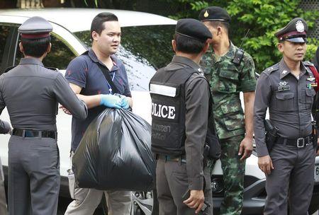 La policía tailandesa detiene a más sospechosos del ataque al santuario de Bangkok La policía tailandesa detiene a más sospechosos del ataque al santuario de Bangkok