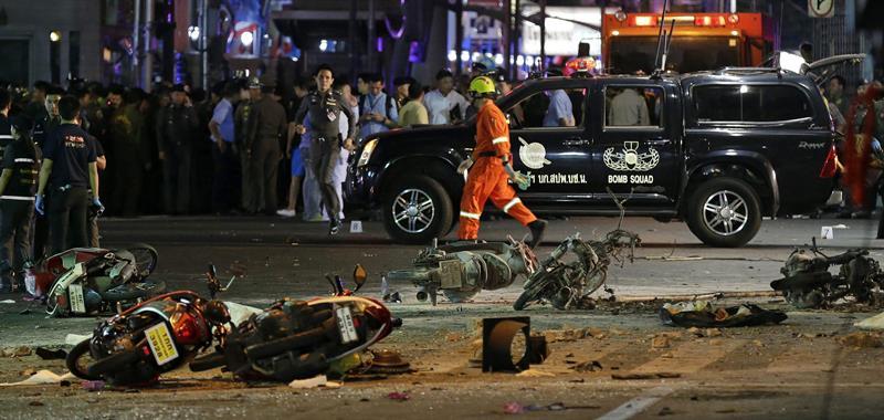 Bomba en capital tailandesa deja decenas de muertos y heridos, busca “destruir la economía Bomba en capital tailandesa deja decenas de muertos y heridos, busca “destruir la economía