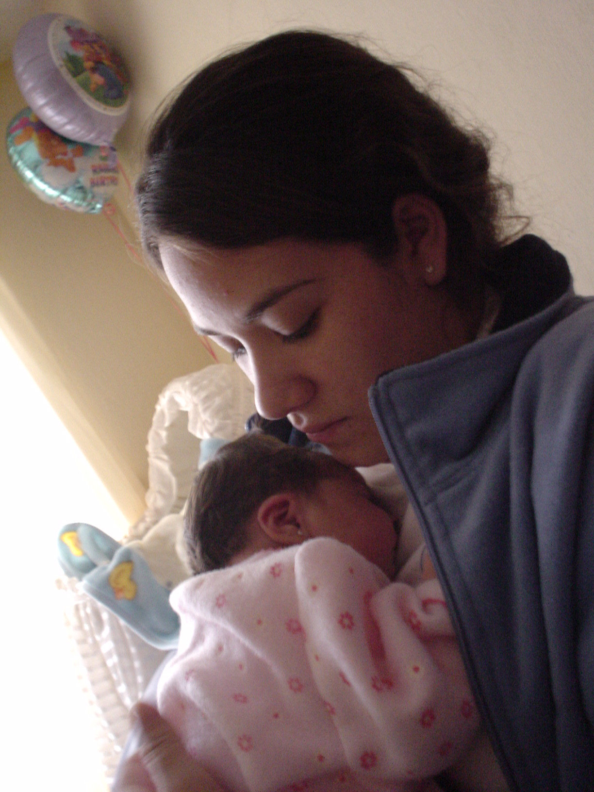 La lactancia materna en público es vista como ‘algo completamente natural’ por más de dos tercios de las madres en los Estados Unidos