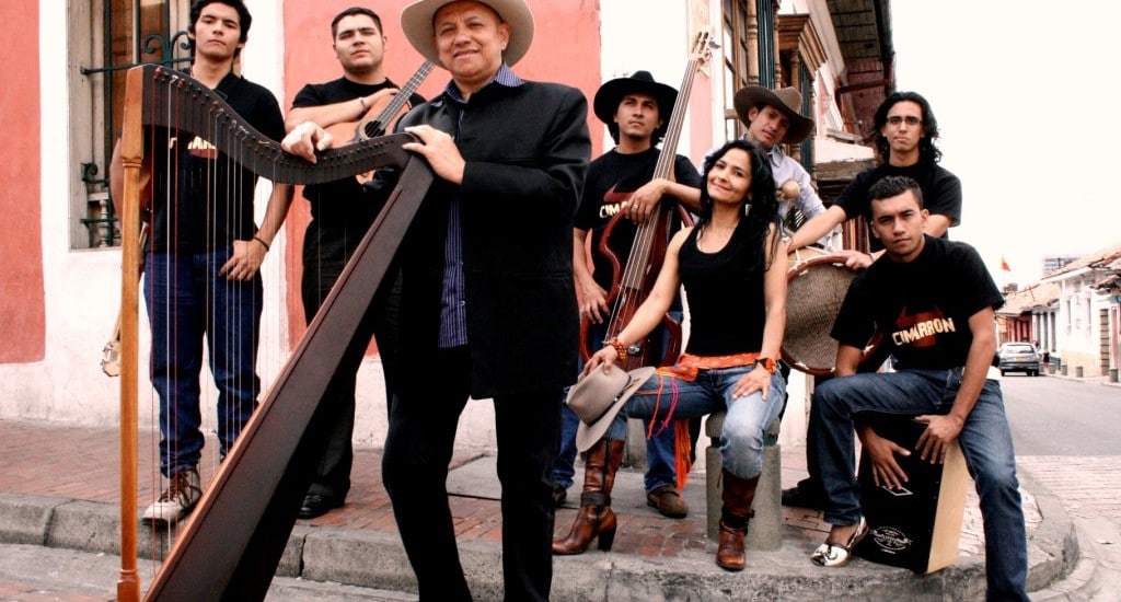 El grupo de Joropo colombiano Cimarrón se estará presentando en el MIM hoy jueves El grupo de Joropo colombiano Cimarrón se estará presentando en el MIM hoy jueves