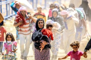  Catholic Charities le pide a la comunidad la ayuda para realizar un esfuerzo común y darle la mano a estas familias sirias que vienen huyendo de la guerra y quieren empezar de nuevo.