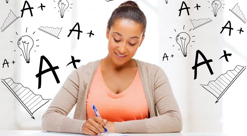 Los mejores estudiantes de 7.° grado con necesidades financieras pueden presentar una solicitud para becas Los mejores estudiantes de 7.° grado con necesidades financieras pueden presentar una solicitud para becas