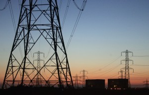 El Tribunal Supremo suspendió concretamente la aplicación del Clean Power Plan ('Proyecto para una Energía Limpia'), elaborado por la Agencia de Protección del Ambiente (EPA) estadounidense, que impone a las centrales eléctricas reducciones draconianas de sus emisiones de gases de efecto invernadero -del 32% respecto a los niveles de 2005-, antes de 2030