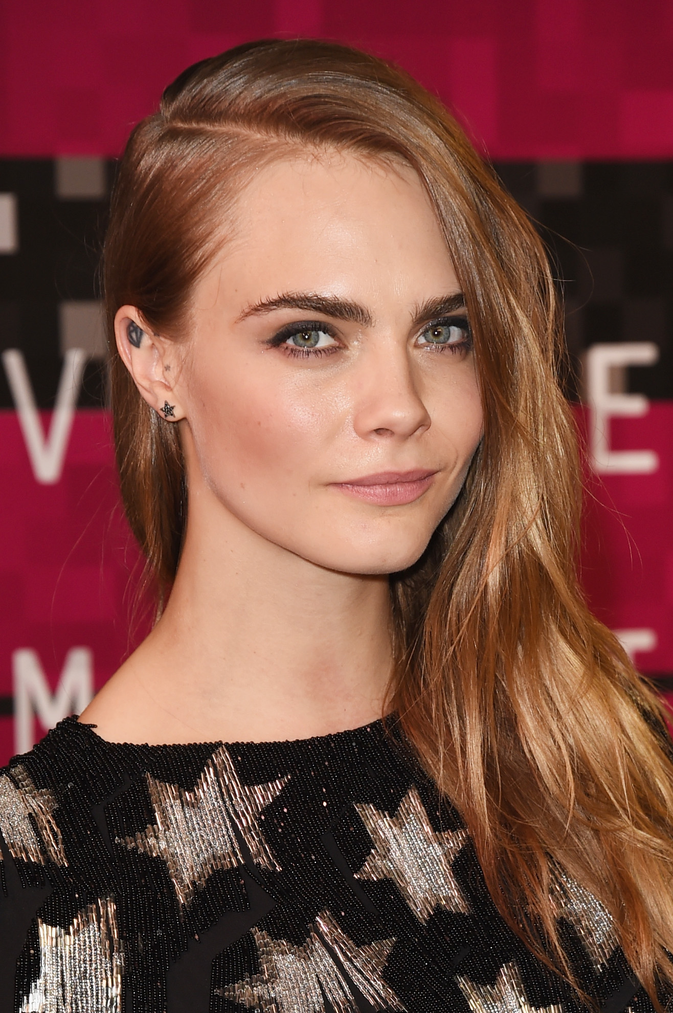 Cara Delevingne el nuevo rostro de Rimmel Cara Delevingne el nuevo rostro de Rimmel