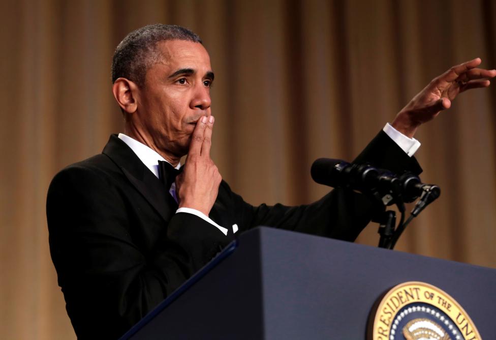 Obama deleitó a los invitados en su última cena de corresponsales como presidente Obama deleitó a los invitados en su última cena de corresponsales como presidente