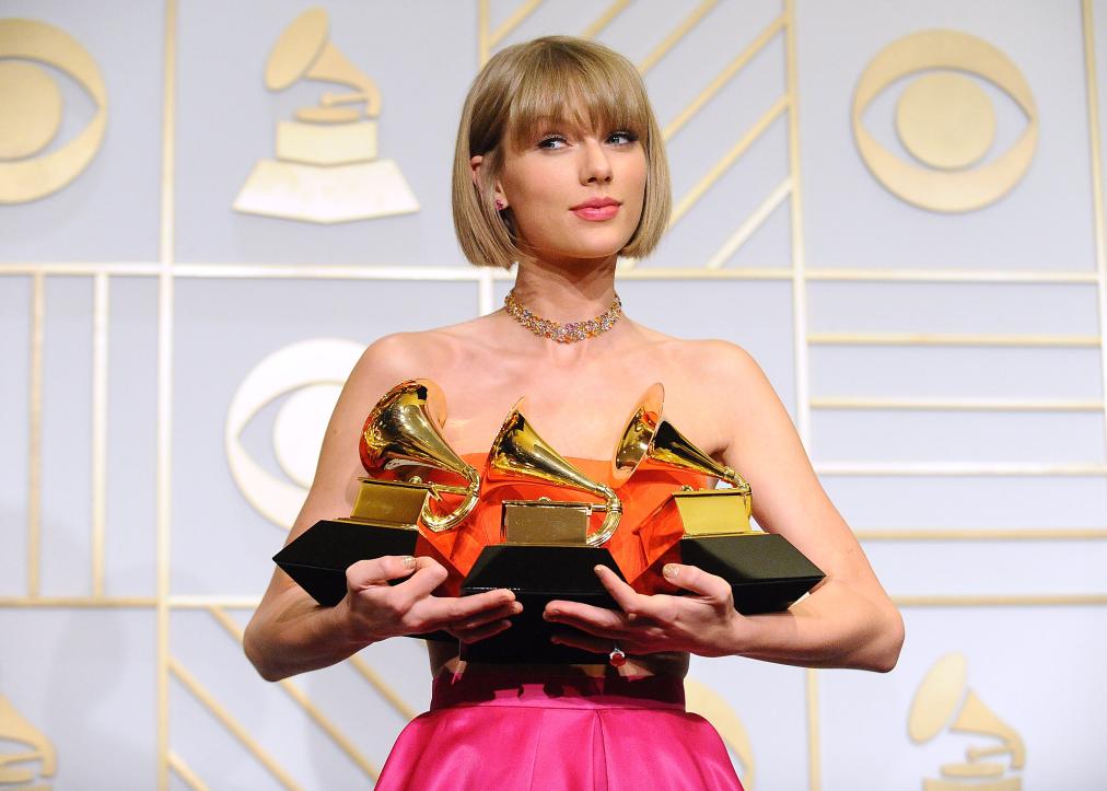 Taylor Swift encabeza lista Forbes de famosos mejor pagados del mundo