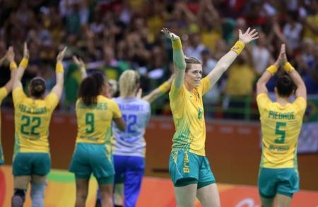 Brasil debuta con valioso triunfo sobre Noruega en balonmano femenino de Río Brasil debuta con valioso triunfo sobre Noruega en balonmano femenino de Río