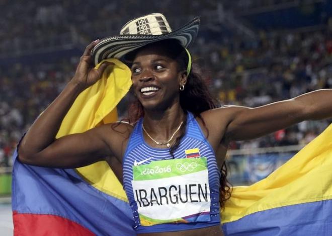 La colombiana Caterine Ibargüen, medalla de oro en salto triple olímpico La colombiana Caterine Ibargüen, medalla de oro en salto triple olímpico