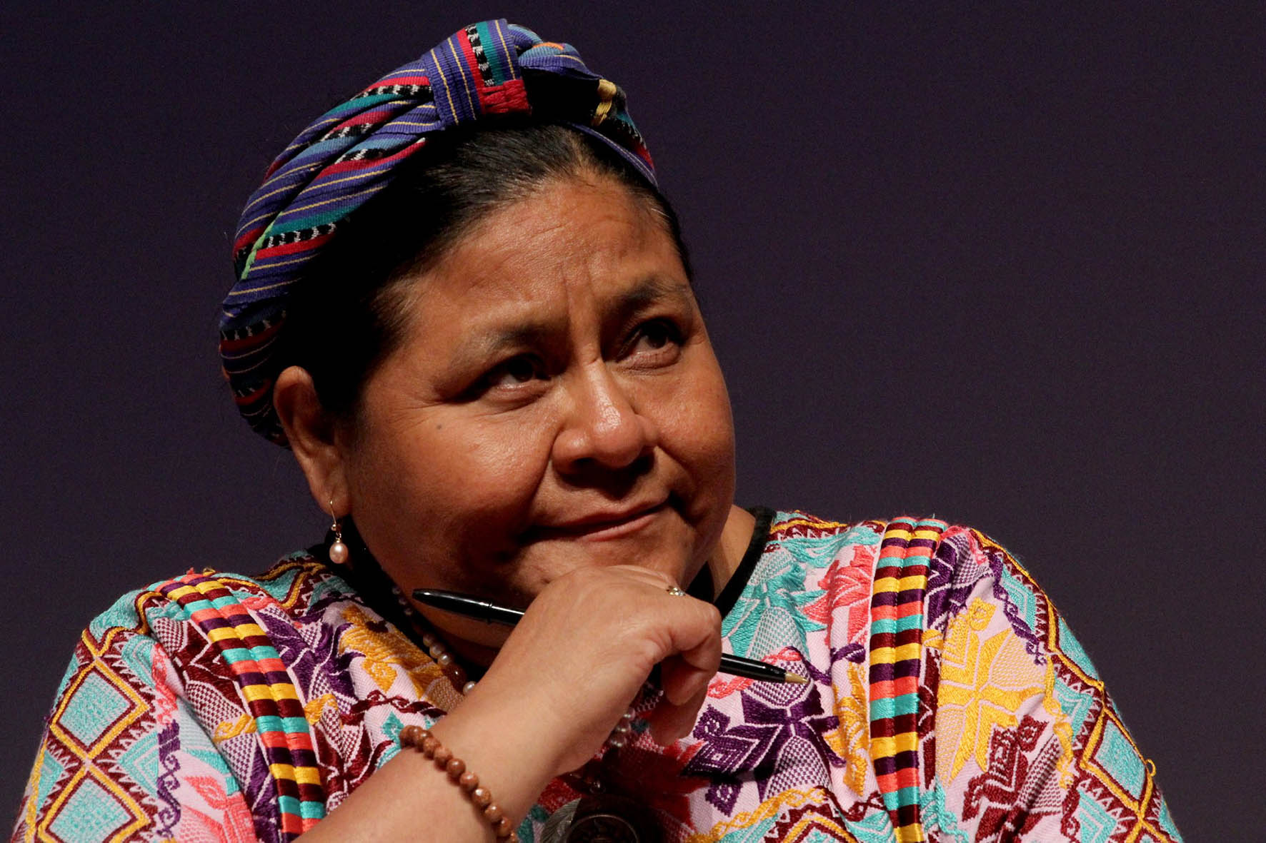 Rigoberta Menchú suma su voz en contra de la violencia hacia la mujer Rigoberta Menchú suma su voz en contra de la violencia hacia la mujer