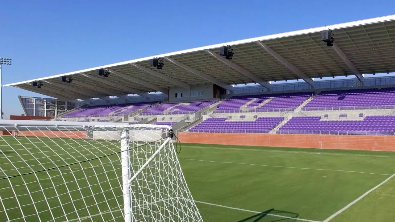Grand Canyon University inaugura nuevo estadio de fútbol soccer en medio de ambiente festivo Grand Canyon University inaugura nuevo estadio de fútbol soccer en medio de ambiente festivo