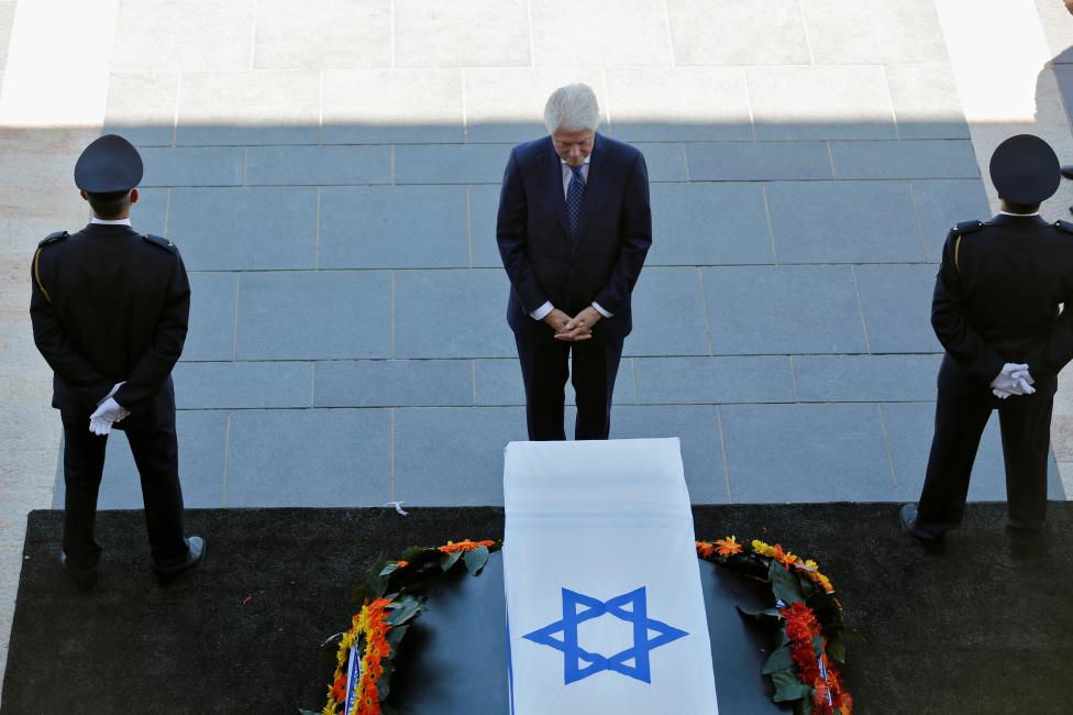 Miles despiden a Shimon Peres en Jerusalén