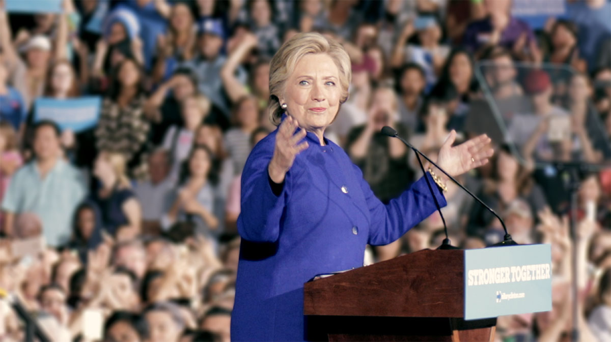 Clinton gana impulso en el día final de la campaña por la Casa Blanca tras anuncios del FBI Clinton gana impulso en el día final de la campaña por la Casa Blanca tras anuncios del FBI