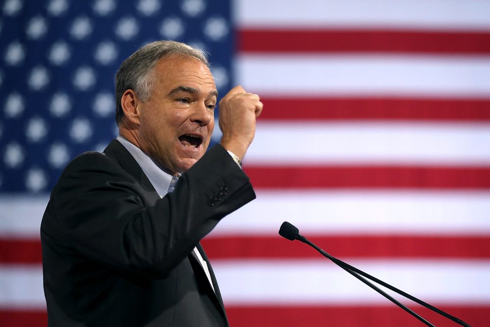 El senador Tim Kaine pronunció histórico discurso en español en Phoenix El senador Tim Kaine pronunció histórico discurso en español en Phoenix