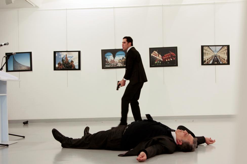 Asesinado embajador ruso en Turquía Asesinado embajador ruso en Turquía