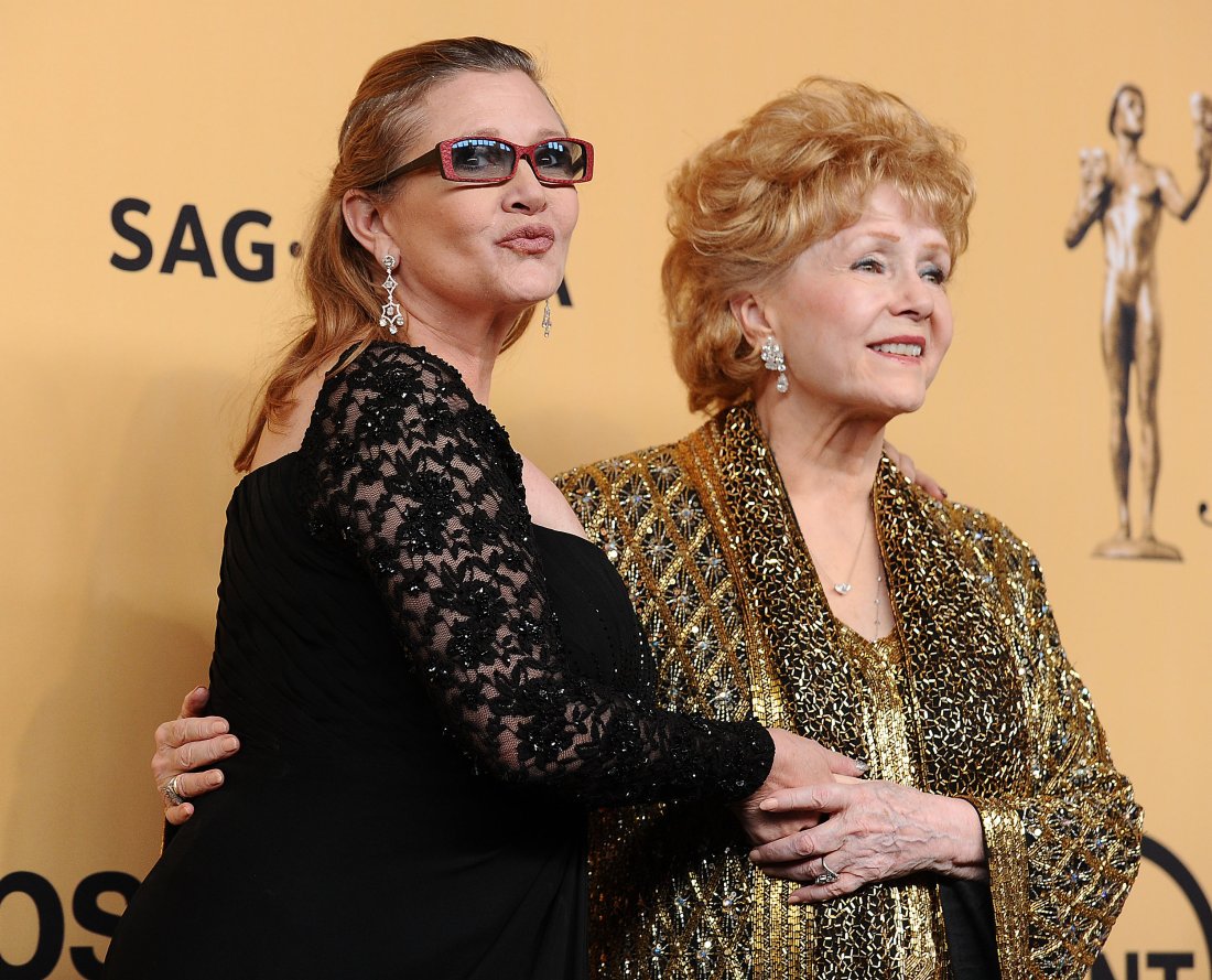 Debbie Reynolds fallece un día después de la muerte de su hija Debbie Reynolds fallece un día después de la muerte de su hija