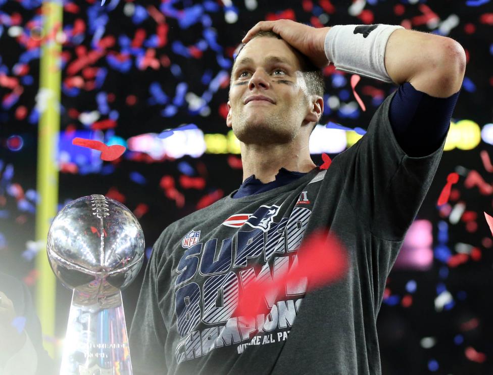 Tom Brady lleva a la cima a su equipo New England Patriots y les da la histórica victoria en el Super Bowl LI Tom Brady lleva a la cima a su equipo New England Patriots y les da la histórica victoria en el Super Bowl LI