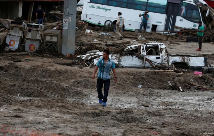 Los habitantes de Mocoa en Colombia continúan con la búsqueda de familiares desaparecidos Los habitantes de Mocoa en Colombia continúan con la búsqueda de familiares desaparecidos
