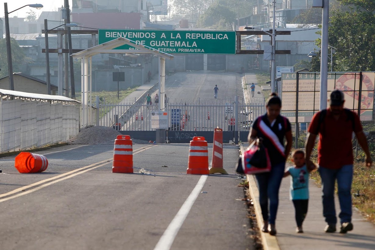 Huyendo de la muerte, centroamericanos buscan llegar a EEUU pese a Trump y desafíos en México Huyendo de la muerte, centroamericanos buscan llegar a EEUU pese a Trump y desafíos en México