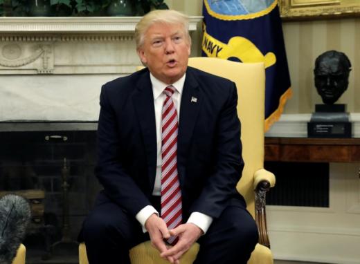 Trump reveló secretos de inteligencia a rusos en la Casa Blanca: funcionarios Trump reveló secretos de inteligencia a rusos en la Casa Blanca: funcionarios