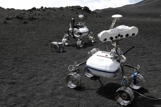 Científicos prueban robots lunares en monte Etna Científicos prueban robots lunares en monte Etna