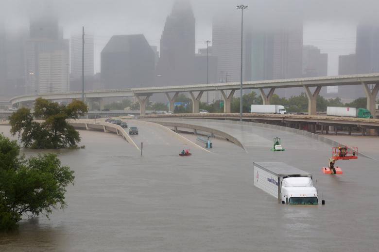 Tormenta Harvey no da tregua, se esperan más lluvias e inundaciones en Houston Tormenta Harvey no da tregua, se esperan más lluvias e inundaciones en Houston