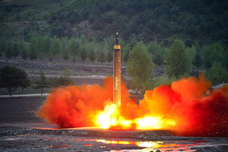 Corea del Norte puede acoplar ojiva nuclear a misil Corea del Norte puede acoplar ojiva nuclear a misil