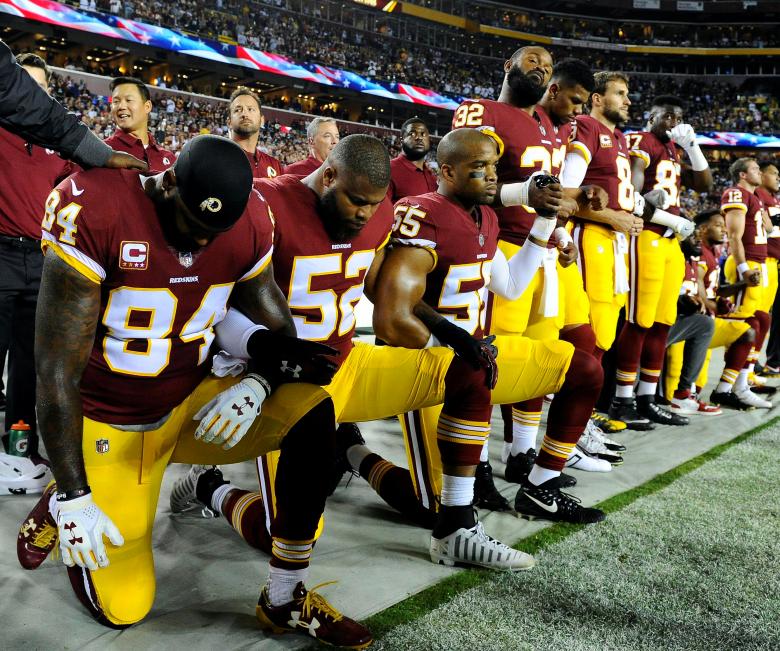Más protestas de jugadores de NFL, tras criticas de Trump Más protestas de jugadores de NFL, tras criticas de Trump