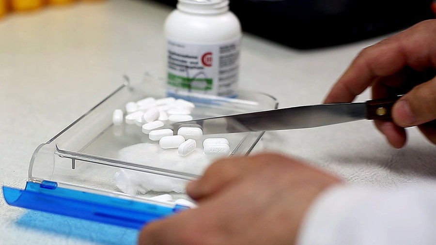 Encuesta de Dignity Health en AZ revela datos preocupantes sobre el abuso de opioides recetados entre adolescentes Encuesta de Dignity Health en AZ revela datos preocupantes sobre el abuso de opioides recetados entre adolescentes