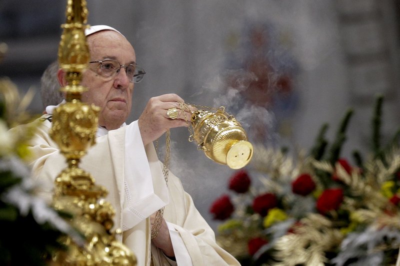 Papa: no hay que dejarse engañar por el dinero y la carrera Papa: no hay que dejarse engañar por el dinero y la carrera
