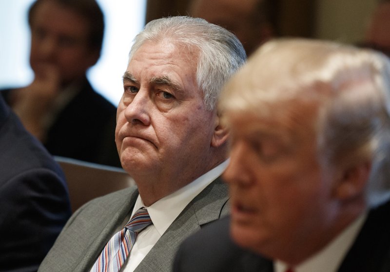 Trump despide a secretario de Estado Tillerson Trump despide a secretario de Estado Tillerson