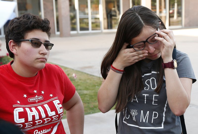Beneficiados de Daca en Arizona tendrán que pagar más por sus matriculas universitarias Beneficiados de Daca en Arizona tendrán que pagar más por sus matriculas universitarias