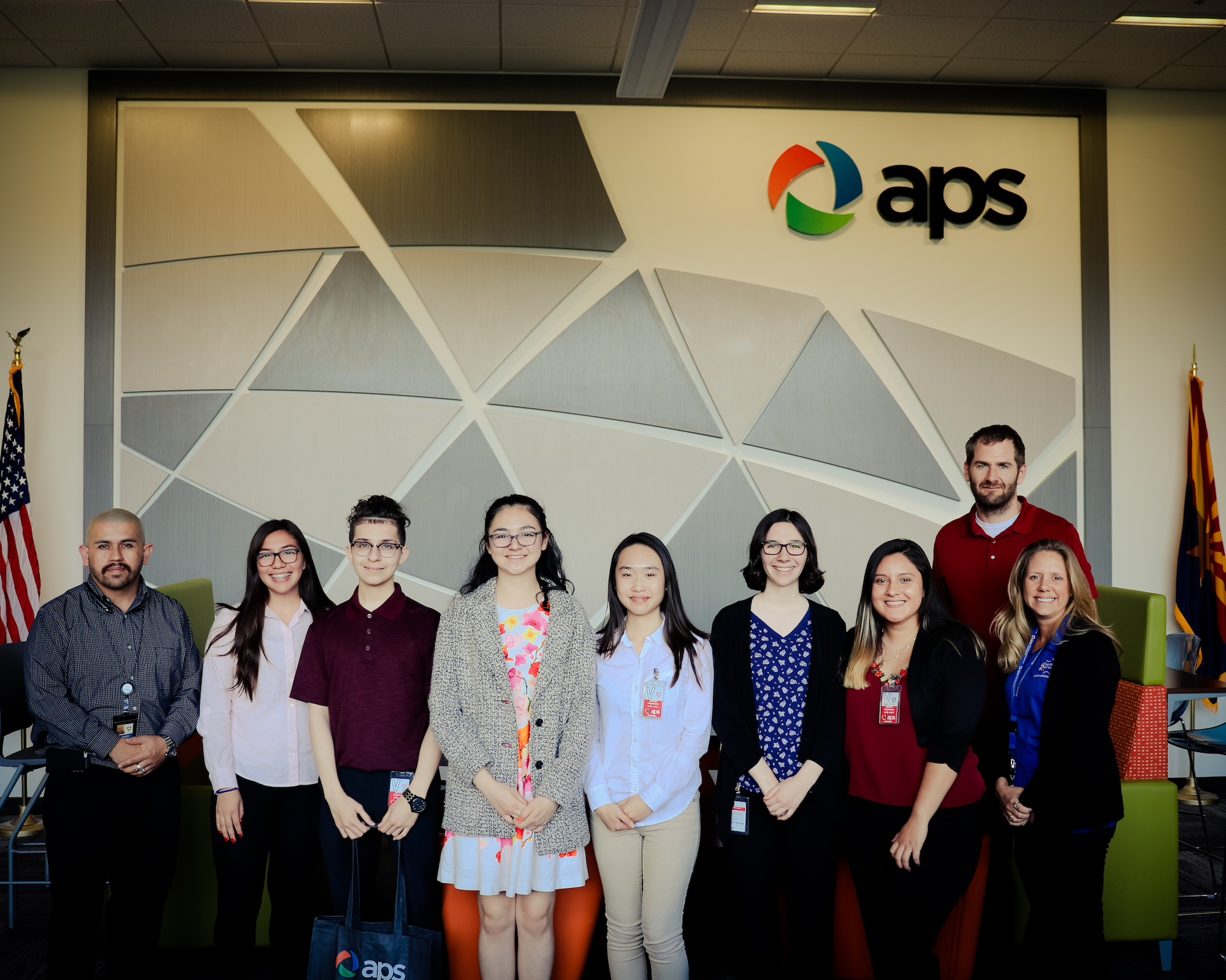 Estudiantes del Valle obtienen experiencia profesional durante la actividad “Shadow Day” en APS Estudiantes del Valle obtienen experiencia profesional durante la actividad “Shadow Day” en APS