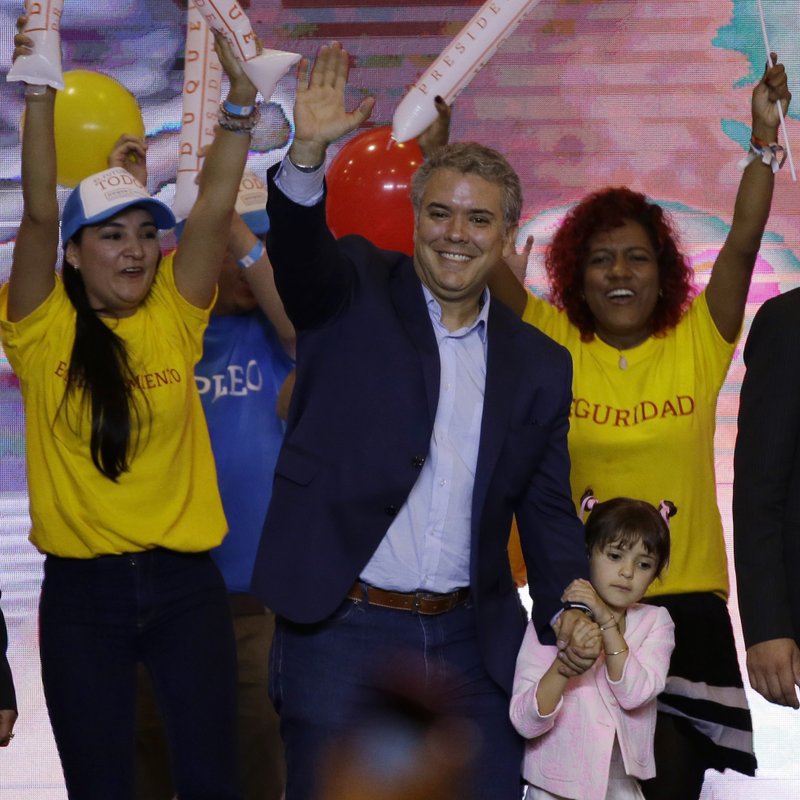 Conservador e izquierdista van a segunda vuelta en Colombia Conservador e izquierdista van a segunda vuelta en Colombia