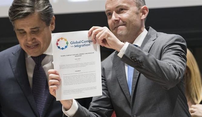 Un pacto mundial por los derechos de los migrantes Un pacto mundial por los derechos de los migrantes