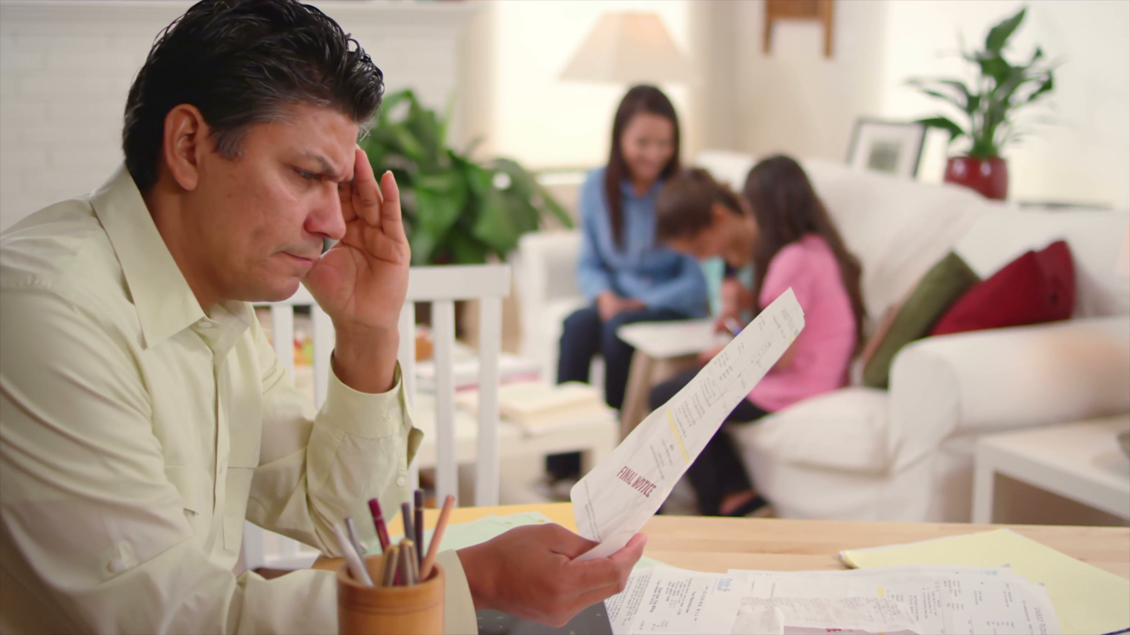 APS cuenta con el programa E-3 para apoyar a las familias de ingresos limitados APS cuenta con el programa E-3 para apoyar a las familias de ingresos limitados