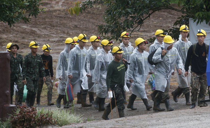 Rescatados todos lo menores y su entrenador de una cueva en Tailandia Rescatados todos lo menores y su entrenador de una cueva en Tailandia