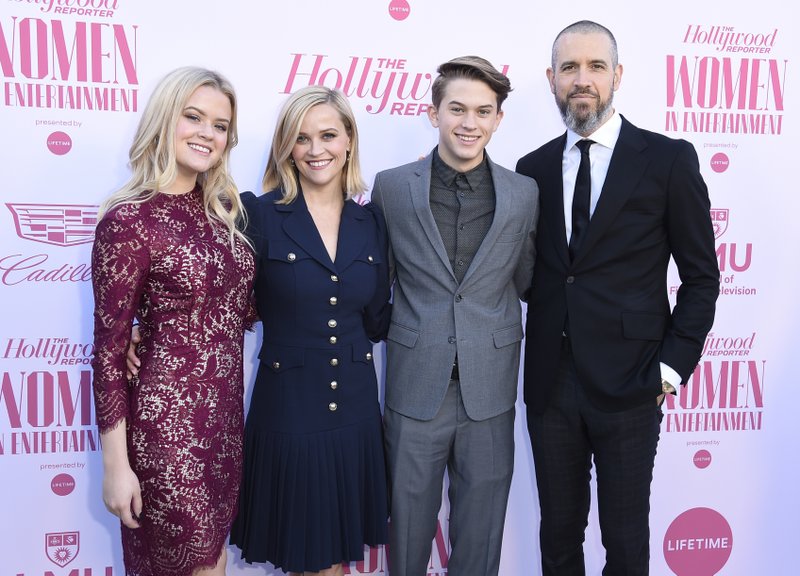 Reese Witherspoon es homenajeada por Hollywood Reporter Reese Witherspoon es homenajeada por Hollywood Reporter